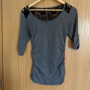 Ribbed/Fitted 3 quarter length gray dress tee